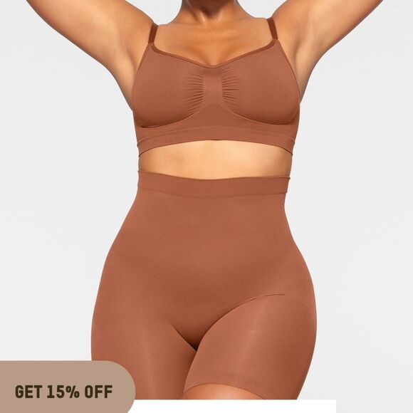 SKIMS SEAMLESS SCULPT MID THIGH SHORT BRONZE SMALL NWT IN PACKAGING - Picture 1 of 6
